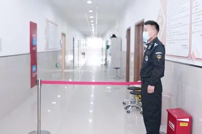 眾御實(shí)業(yè)助力上海一高校實(shí)驗(yàn)室安全應(yīng)急演練暨安全文化周開幕！(圖3)